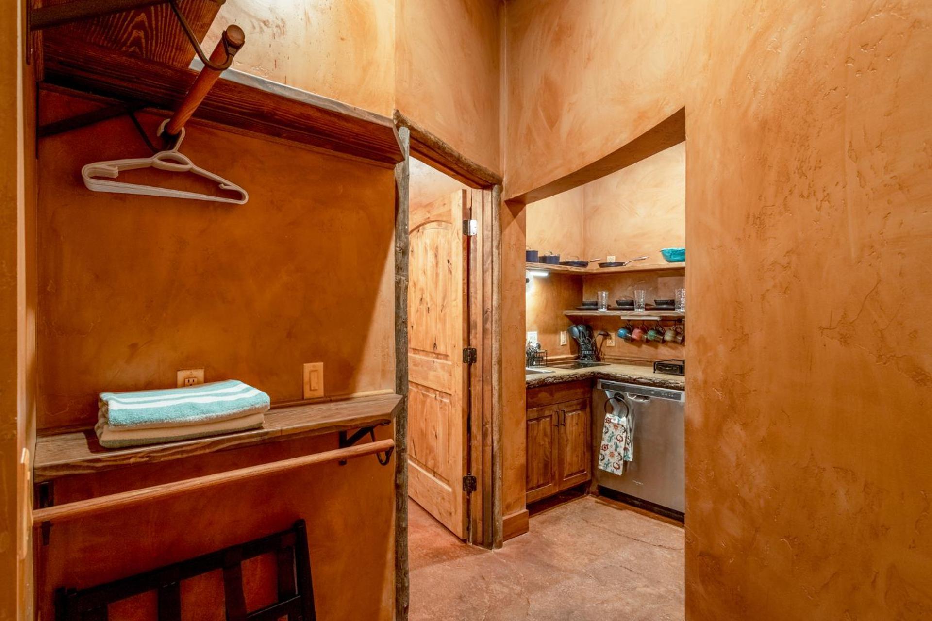 Zion White Bison Glamping & Rv Resort Virgin Exterior photo